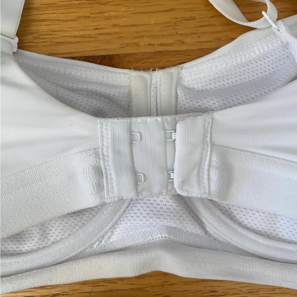 Natori Sports Bra Women's Recharge Lot of 5 32DD  Underwire Adjustable Support - Picture 9 of 14